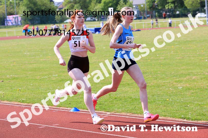 Womens Under-17s 1500 metres, 2024 North Eastern Track and Field Champs., Middlesbrough.  Photo: David T. Hewitson/Sports for All Pics